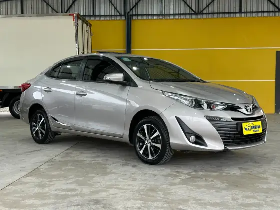 TOYOTA YARIS 1.5 16V FLEX SEDAN XLS CONNECT MULTIDRIVE TOYOTA YARIS 1.5 16V FLEX SEDAN XLS CONNECT MULTIDRIVE
