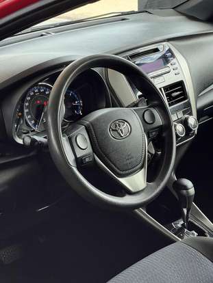 TOYOTA-YARIS-2019