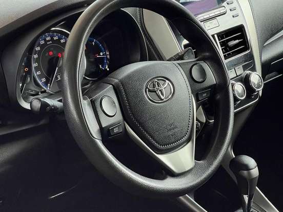 TOYOTA-YARIS-1.3 16V FLEX XL MULTIDRIVE TOYOTA-YARIS-2019