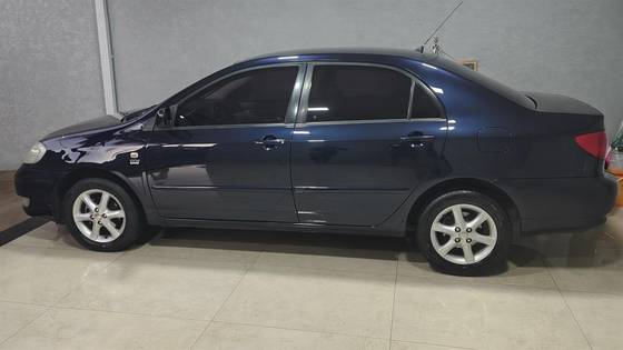 TOYOTA COROLLA 1.8 XLI 16V FLEX 4P AUTOMÁTICO