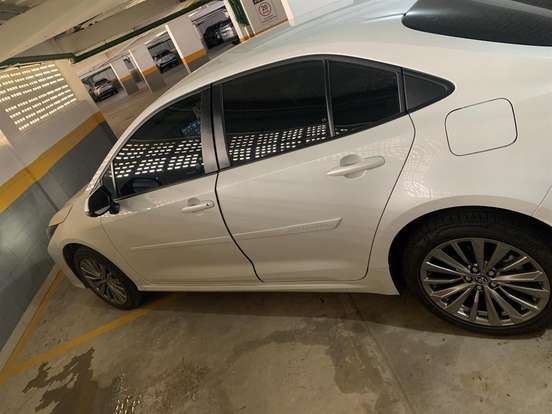 TOYOTA-COROLLA-2025