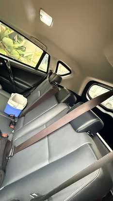 TOYOTA-RAV4-2018