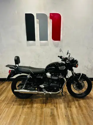 TRIUMPH BONNEVILLE T100 900 