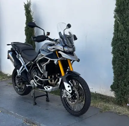 TRIUMPH TIGER 900 RALLY PRO 