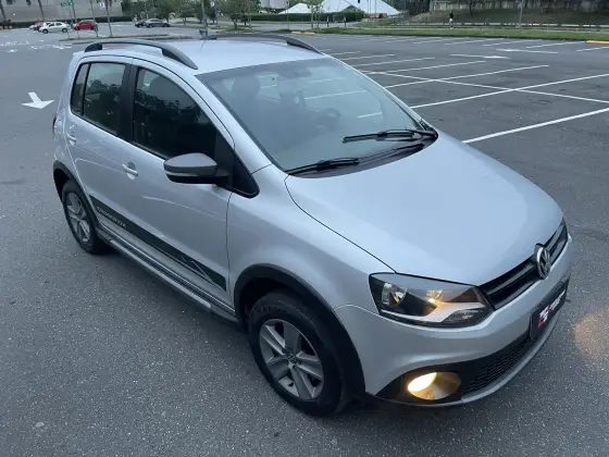 VOLKSWAGEN CROSSFOX 1.6 MI FLEX 8V 4P MANUAL VOLKSWAGEN CROSSFOX 1.6 MI FLEX 8V 4P MANUAL