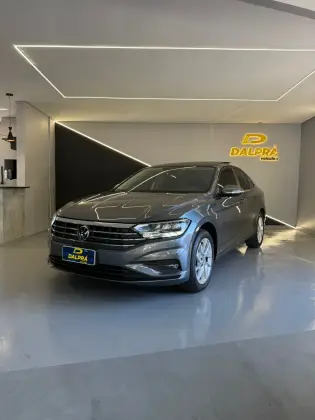 VOLKSWAGEN JETTA 1.4 250 TSI TOTAL FLEX COMFORTLINE TIPTRONIC VOLKSWAGEN JETTA 1.4 250 TSI TOTAL FLEX COMFORTLINE TIPTRONIC
