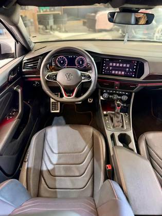/en/city/cate-car-used-car/volkswagen-jetta-2024-2-0-350-tsi-gasoline-gli-dsg-48102176518703104/-8