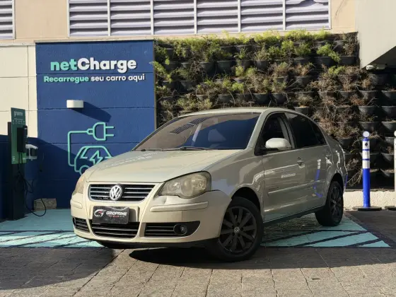 VOLKSWAGEN POLO SEDAN 1.6 MI COMFORTLINE 8V FLEX 4P MANUAL