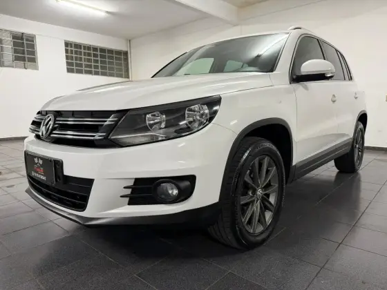 VOLKSWAGEN TIGUAN 2.0 TSI 16V TURBO GASOLINA 4P TIPTRONIC VOLKSWAGEN TIGUAN 2.0 TSI 16V TURBO GASOLINA 4P TIPTRONIC