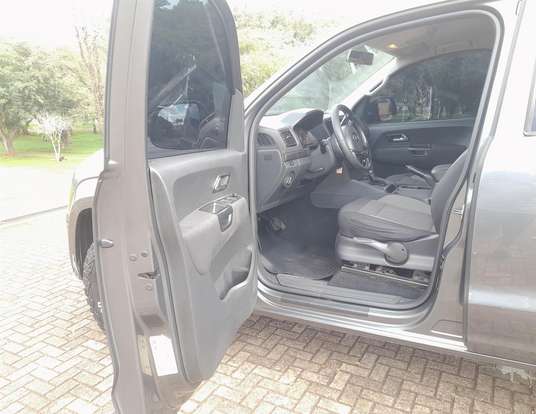 VOLKSWAGEN-AMAROK-2018