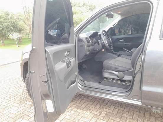 VOLKSWAGEN-AMAROK-2.0 TRENDLINE 4X4 CD 16V TURBO INTERCOOLER DIESEL 4P AUTOMÁTICO VOLKSWAGEN-AMAROK-2018