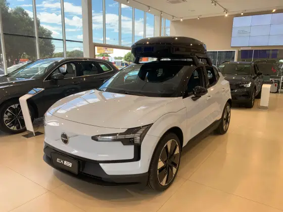 VOLVO EX30 69 KW ELÉTRICO PERFORMANCE ULTRA
