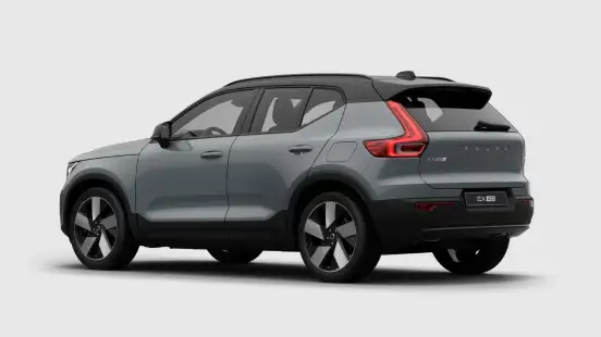 VOLVO-EX40-2026