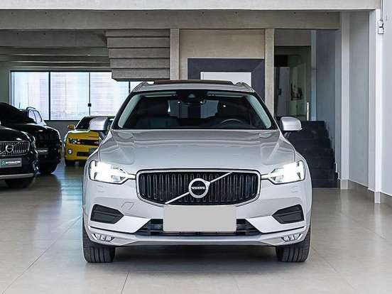 VOLVO-XC60-2.0 T5 GASOLINA MOMENTUM AWD GEARTRONIC VOLVO-XC60-2020