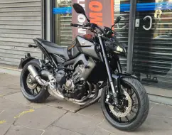 YAMAHA MT-09 YAMAHA MT-09