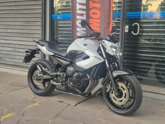 YAMAHA XJ6 N 