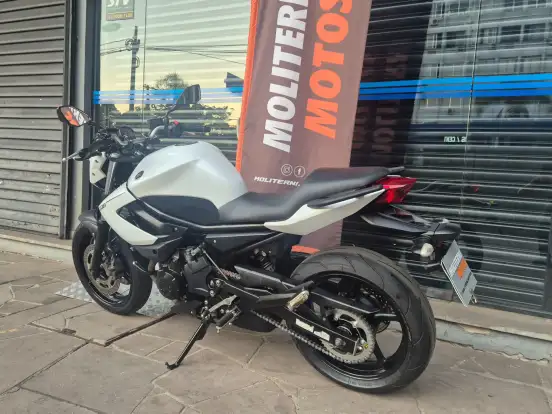 YAMAHA-XJ6 N-2012