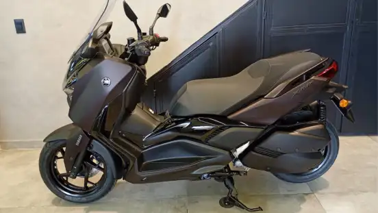YAMAHA-XMAX 300 CONNECTED ABS YAMAHA-XMAX 300 CONNECTED ABS-2025