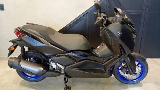 YAMAHA-XMAX 300 CONNECTED ABS-2025