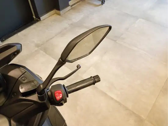 YAMAHA-XMAX 300 CONNECTED ABS-2025