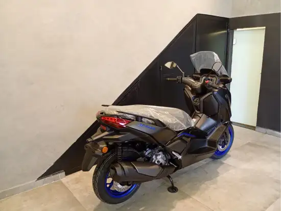 YAMAHA-XMAX 300 CONNECTED ABS YAMAHA-XMAX 300 CONNECTED ABS-2025