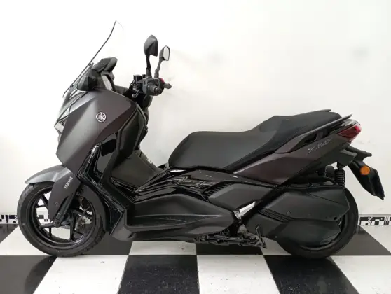 YAMAHA XMAX 300 CONNECTED ABS 