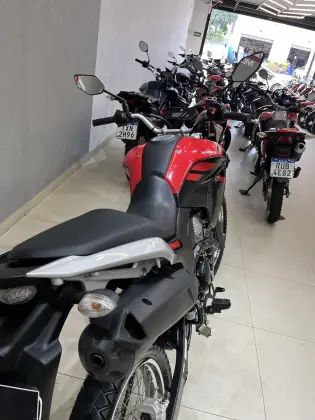 YAMAHA XTZ 250 LANDER 