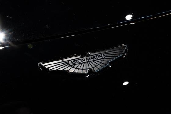 /en/city-recife/cate-car-used-car/aston-martin-vantage-2022-4-0-v8-turbo-gasoline-f1-edition-coupe-automatic-48476514107327488/-4