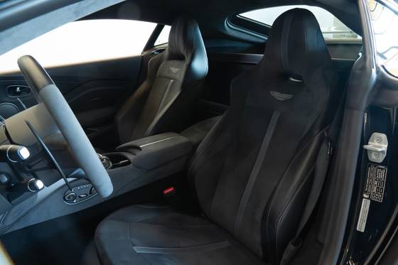 /en/city-recife/cate-car-used-car/aston-martin-vantage-2022-4-0-v8-turbo-gasoline-f1-edition-coupe-automatic-48476514107327488/-14