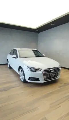 AUDI A4 2.0 TFSI AMBIENTE GASOLINA 4P S TRONIC