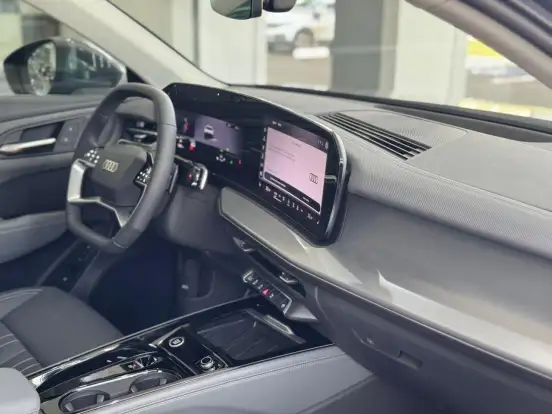 AUDI-Q3-2026
