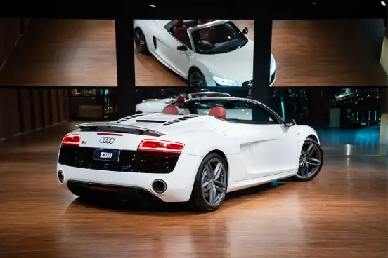 AUDI-R8-2014