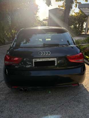 AUDI-A1-2011