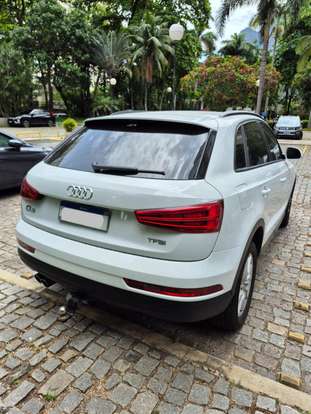 AUDI-Q3-1.4 TFSI ATTRACTION GASOLINA 4P S TRONIC AUDI-Q3-2015