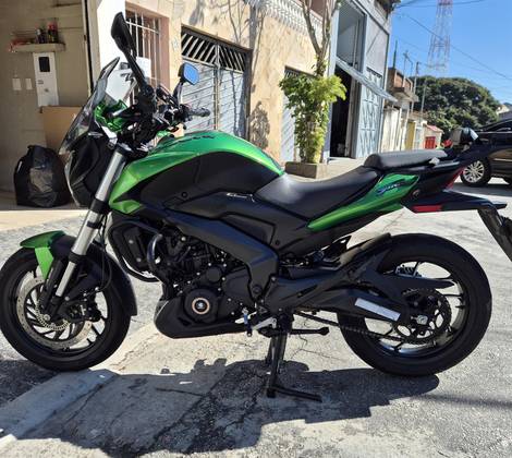BAJAJ DOMINAR 400 