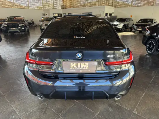 BMW-320i-2.0 16V TURBO FLEX M SPORT AUTOMÁTICO BMW-320i-2024