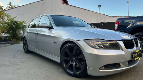 BMW-325i-2007