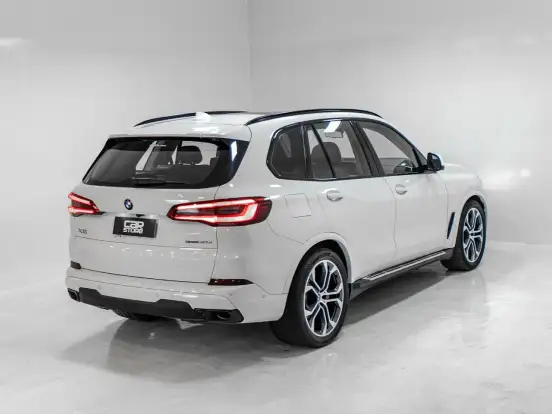 BMW-X5-3.0 4X4 30D I6 TURBO DIESEL 4P AUTOMÁTICO BMW-X5-2019