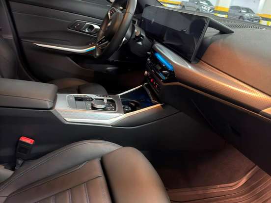BMW-320i-2.0 16V TURBO FLEX M SPORT AUTOMÁTICO BMW-320i-2025
