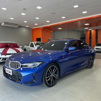 BMW-320i-2022