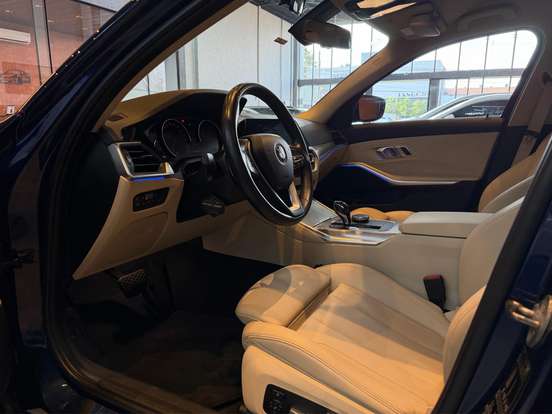 BMW-320i-2.0 16V TURBO GASOLINA SPORT AUTOMÁTICO BMW-320i-2019