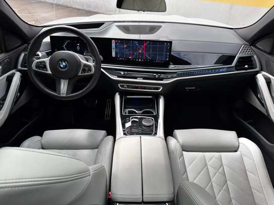 BMW-X6-3.0 TWINPOWER GASOLINA XDRIVE40I M SPORT AUTOMÁTICO BMW-X6-2024