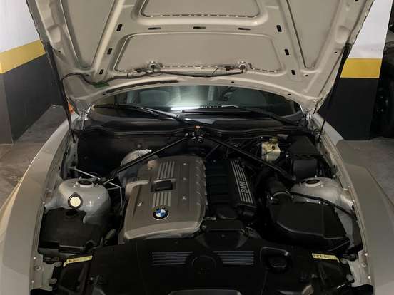 BMW-Z4-3.0 ROADSTER I6 24V GASOLINA 2P AUTOMÁTICO BMW-Z4-2006