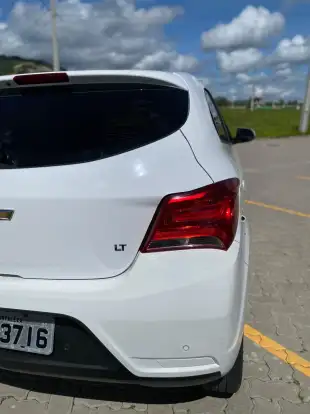 CHEVROLET-ONIX-2019