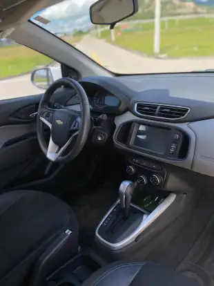CHEVROLET-ONIX-2019