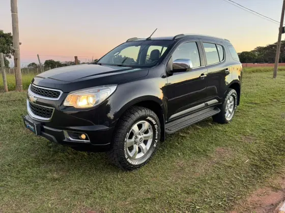 CHEVROLET TRAILBLAZER 2.8 LTZ 4X4 16V TURBO DIESEL 4P AUTOMÁTICO CHEVROLET TRAILBLAZER 2.8 LTZ 4X4 16V TURBO DIESEL 4P AUTOMÁTICO