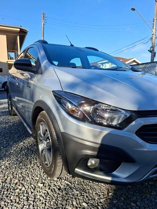 CHEVROLET ONIX 1.4 MPFI ACTIV 8V FLEX 4P AUTOMÁTICO