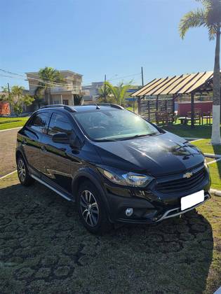 CHEVROLET ONIX 1.4 MPFI ACTIV 8V FLEX 4P AUTOMÁTICO