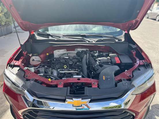 CHEVROLET-TRACKER-2023