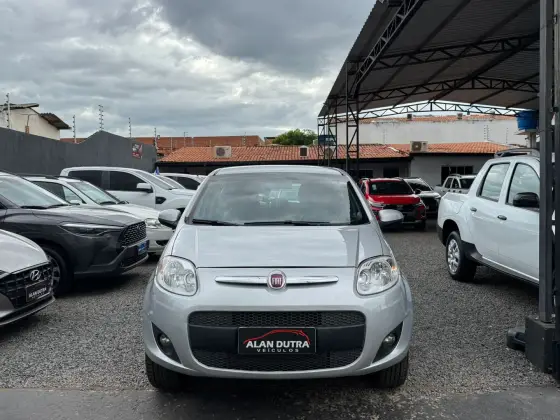 FIAT PALIO 1.4 MPI ATTRACTIVE 8V FLEX 4P MANUAL FIAT PALIO 1.4 MPI ATTRACTIVE 8V FLEX 4P MANUAL